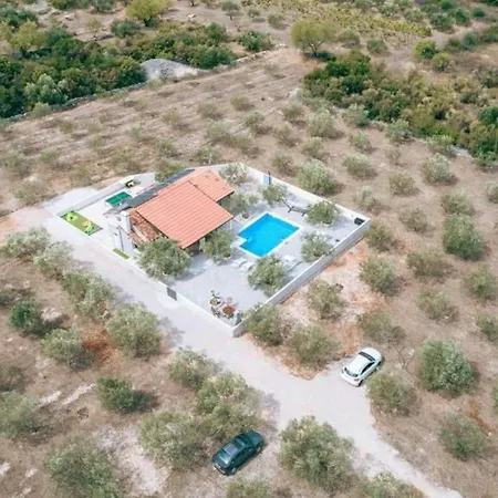 Ivana Whisper Of Nature Villa *