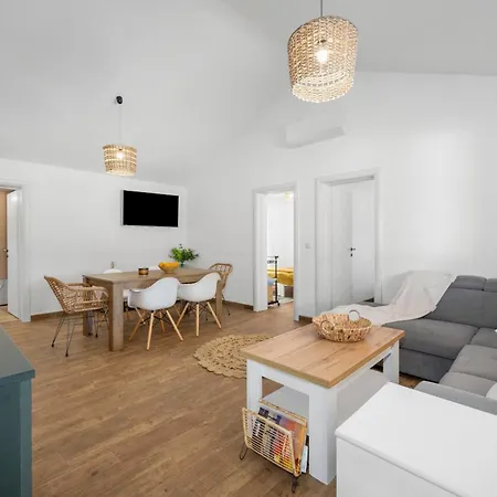 Ivana Whisper Of Nature Villa Vodice