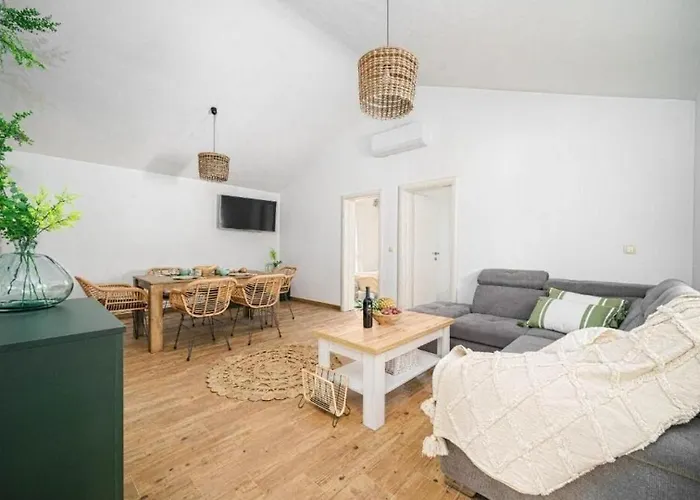 Ivana Whisper Of Nature 别墅